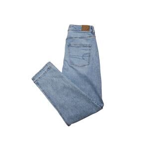 American Eagle Mom Jeans High Rise Light Wash Casual Everyday Womens Size 8